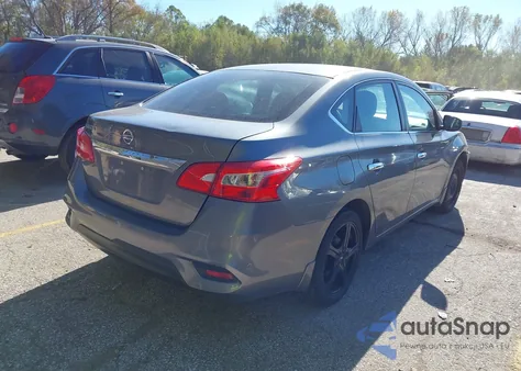 2017 Nissan Sentra S z USA, uszkodzony, nr VIN 3N1AB7AP1HY409034